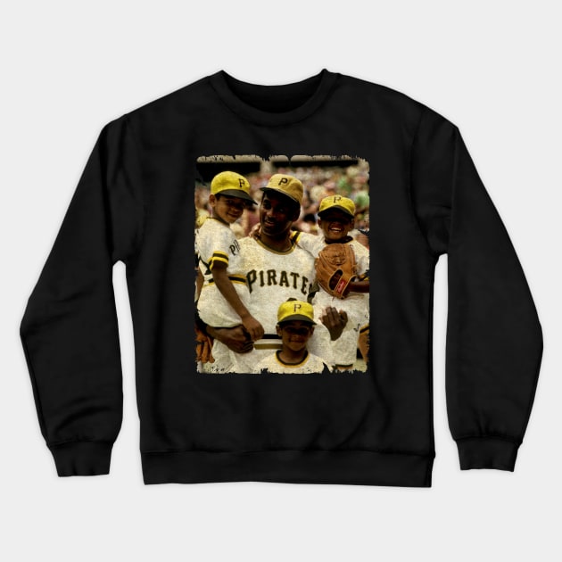 Roberto Clemente in Pittsburgh Pirates Crewneck Sweatshirt by PESTA PORA